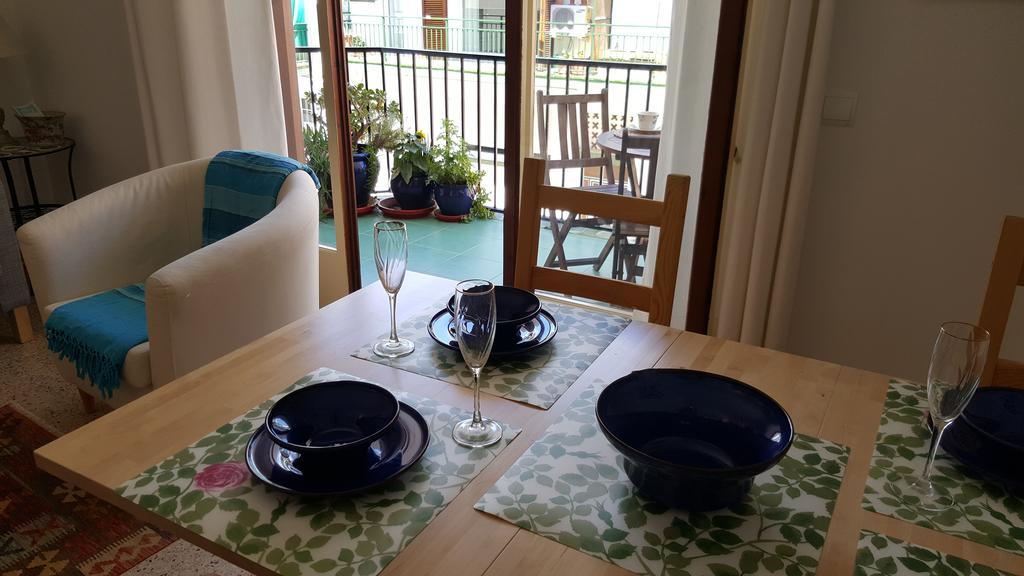 Apartamento Hector En 锡切斯 外观 照片