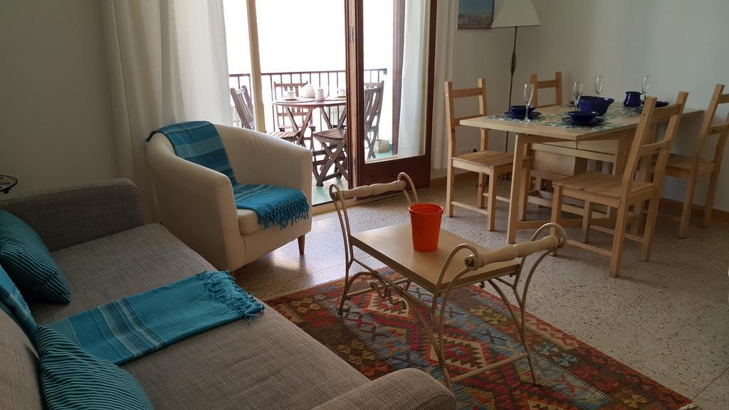 Apartamento Hector En 锡切斯 外观 照片